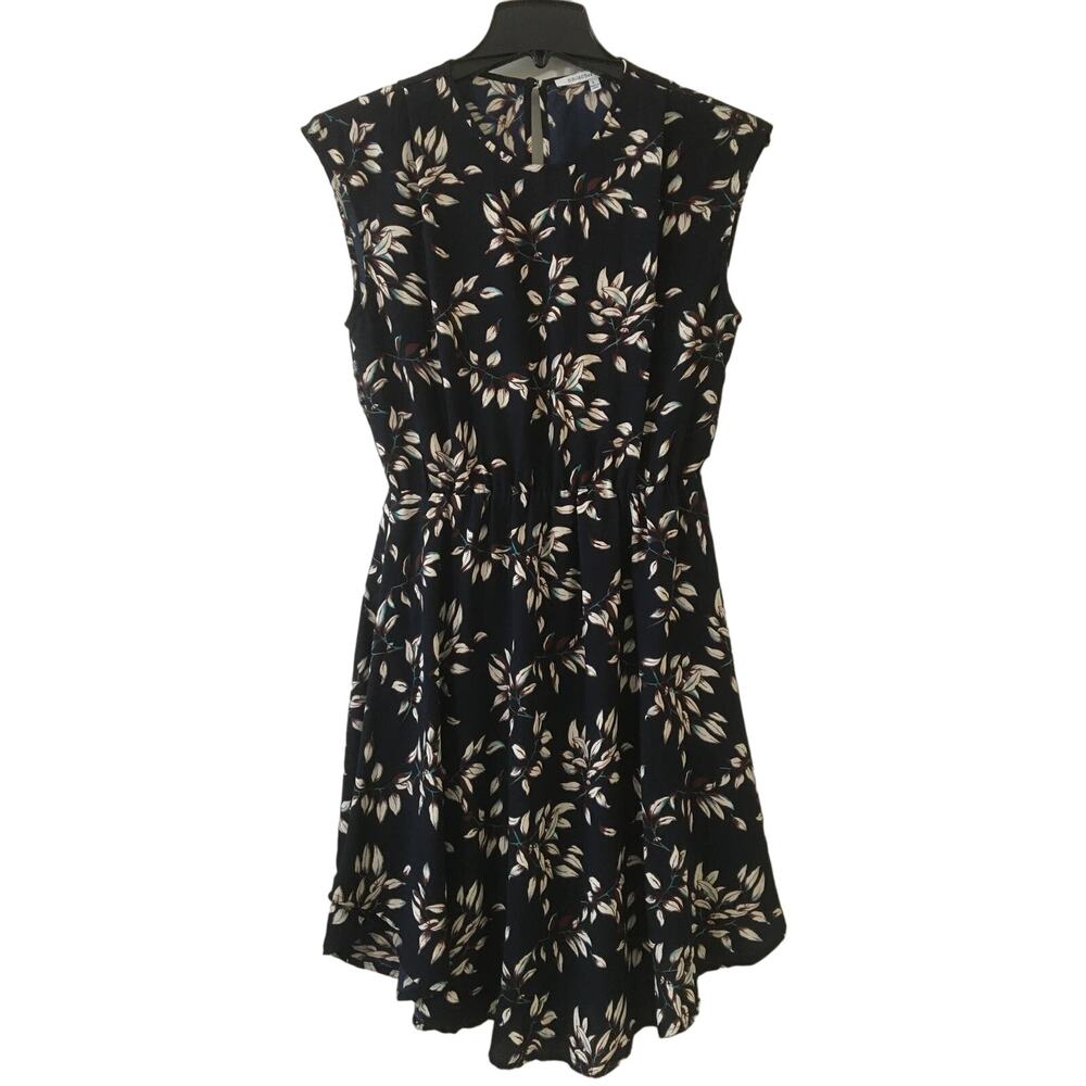 Collective Concepts Large Navy With Leaves Dress Lined Scoop Hem Button Back